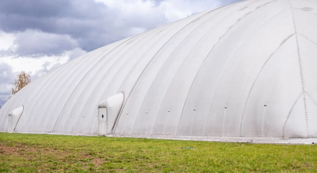 Galpão iNFLÁVEL Solução inovadora para Espaços Temporários